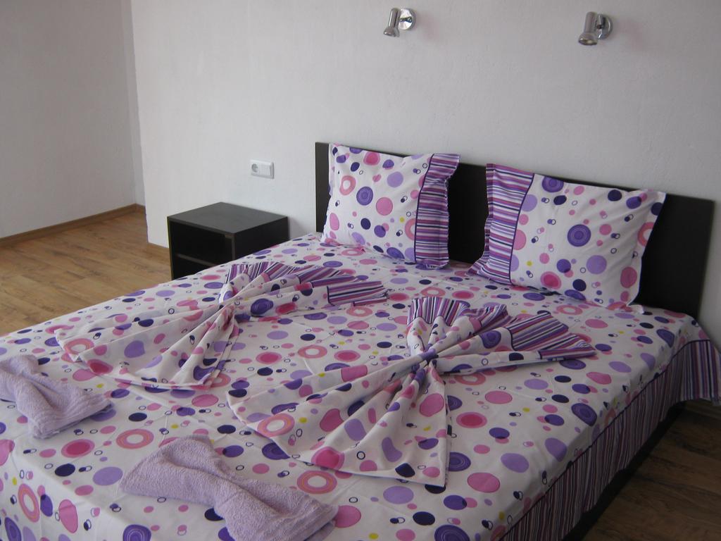 Guest House Mihalevi Sozopol Rom bilde