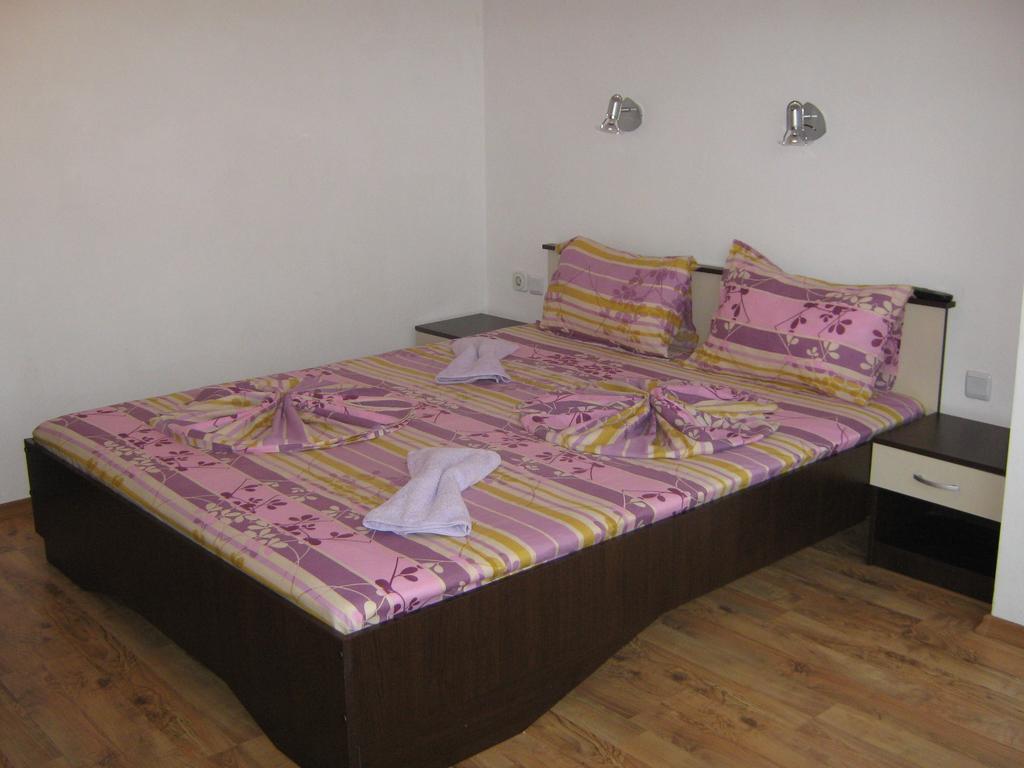 Guest House Mihalevi Sozopol Rom bilde